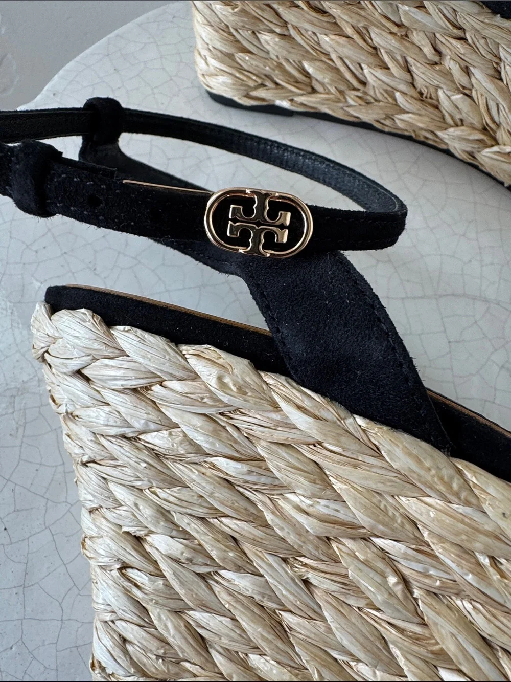 Tory Burch Black Leather Suede Espadrille Wedge Sandals Gold Accents Size 10 EUC